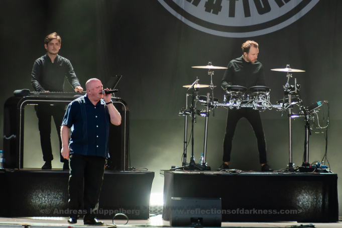 VNV Nation